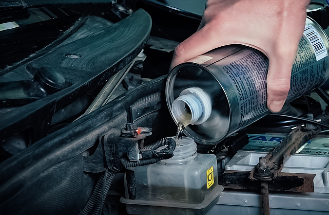 Как часто менять тормозную жидкость?