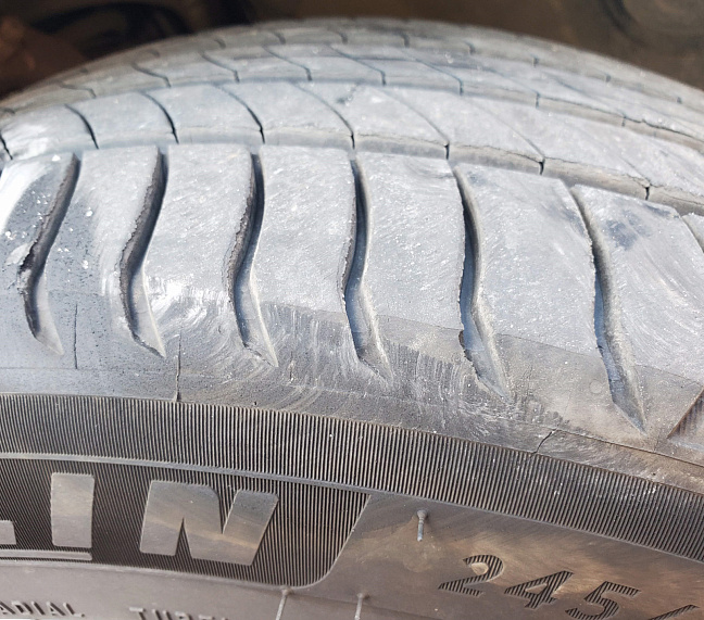 Причины и устранение неравномерного износа шин