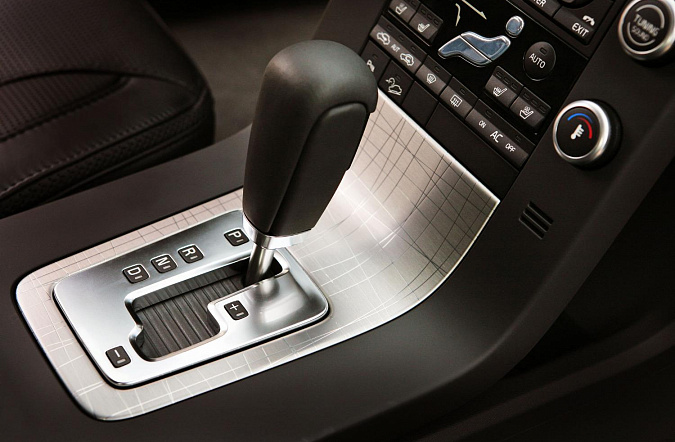 Топ-5 самых распространенных проблем с коробкой передач и их решения