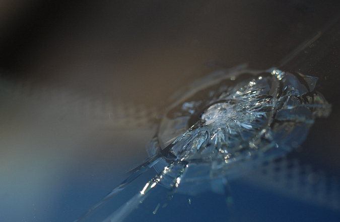 Замена лобового стекла – что важно знать перед визитом в сервис