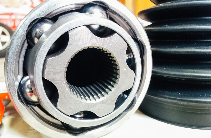 Почему хрустит ШРУС? Что является причиной хруста?