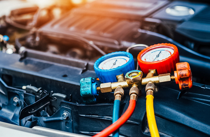 Как часто заправлять кондиционер в автомобиле?