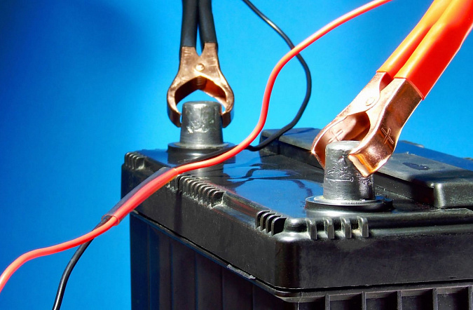 Каким током заряжать кальциевые аккумуляторы